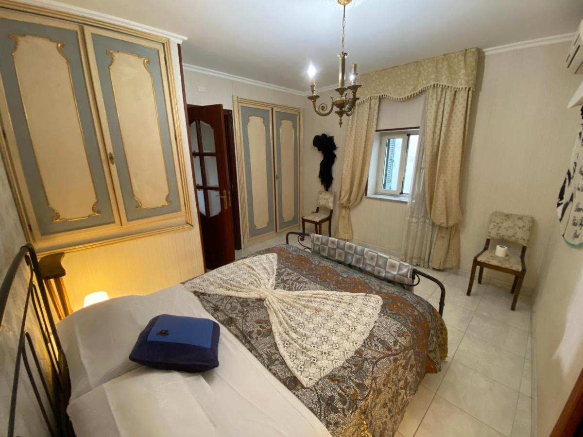 Casa Kamalei, Tra Plebiscito E Lungomare Apartamento Nápoles Exterior foto